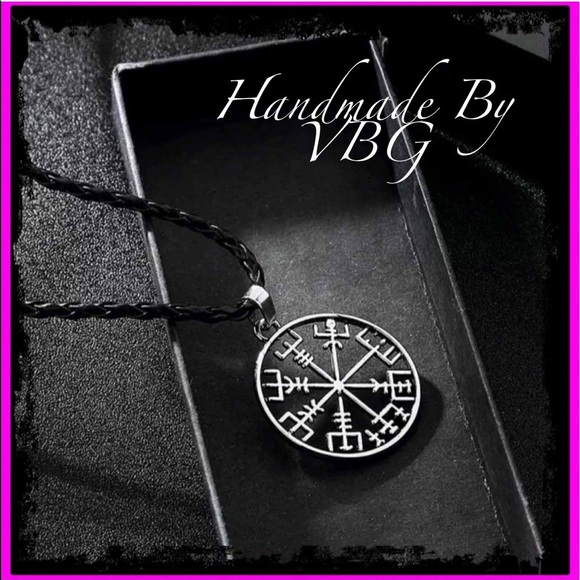 ❌SOLD❌ Viking Odin Rune Amulet Compass Necklace - Picture 11 of 13